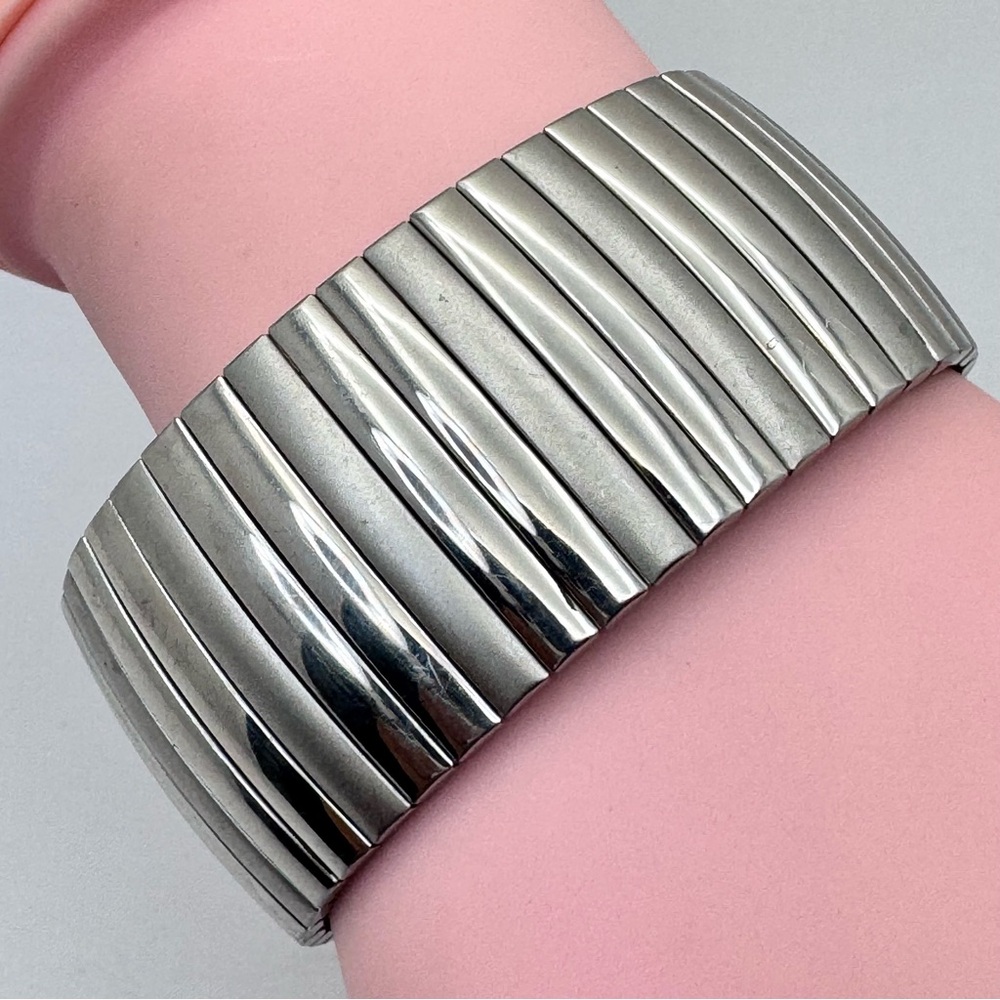 Vintage Silver Tone Stretch Bracelet Wide Ribbed Expandable Cuff